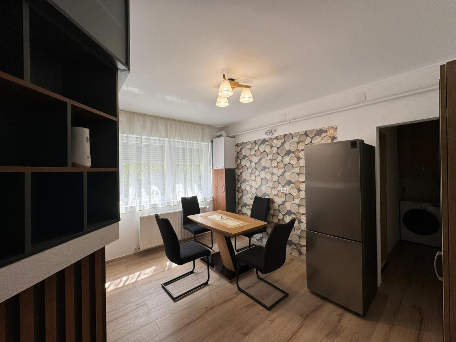 Bingo Apartman Cristuru Secuiesc Extérieur photo